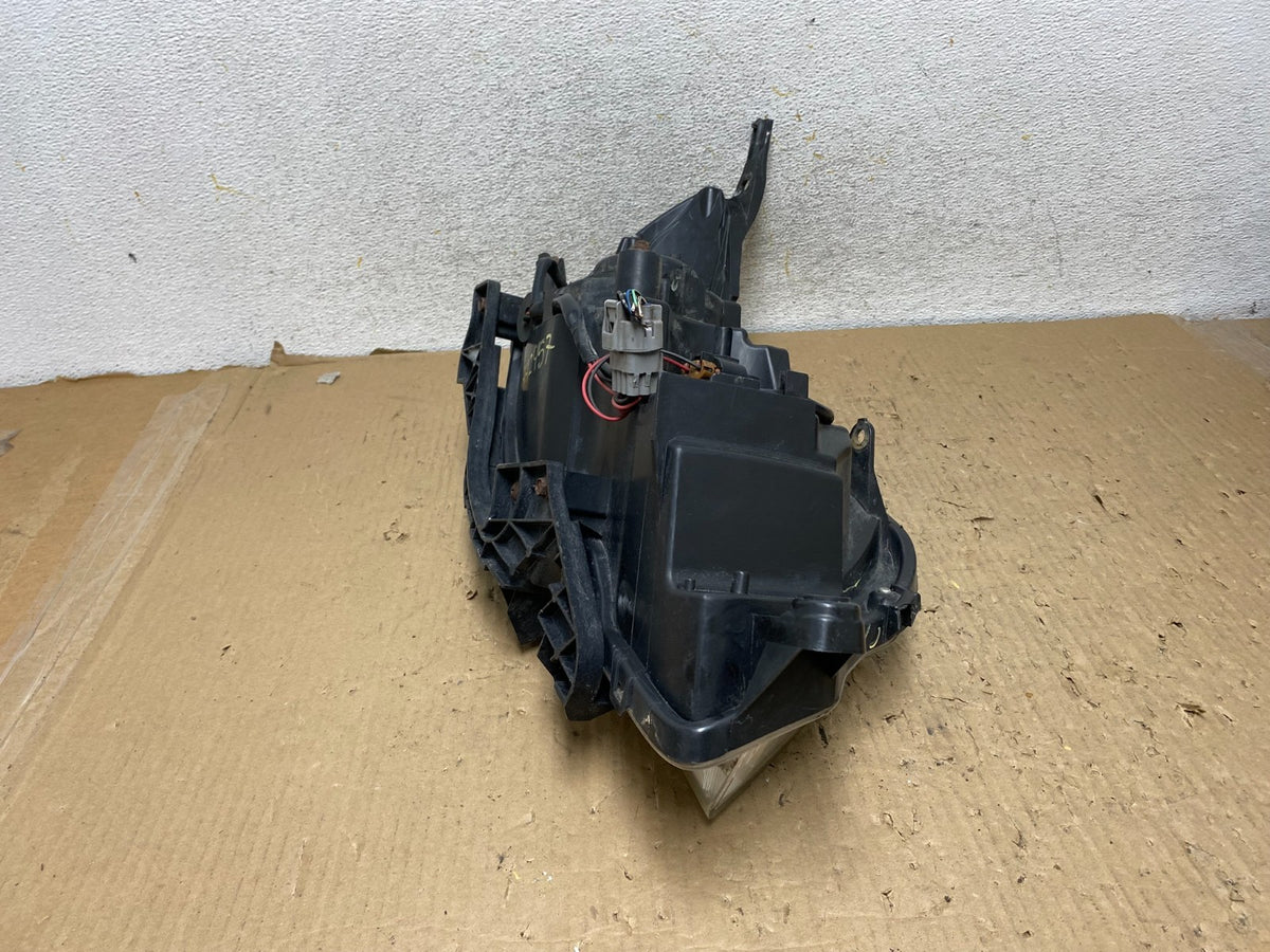 2009-2013 Subaru Forester Left Driver LH Halogen Headlight AH2957 DW9