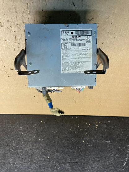 2013 2014 Nissan Pathfinder Radio AM/FM Receiver OEM W4382 DG4