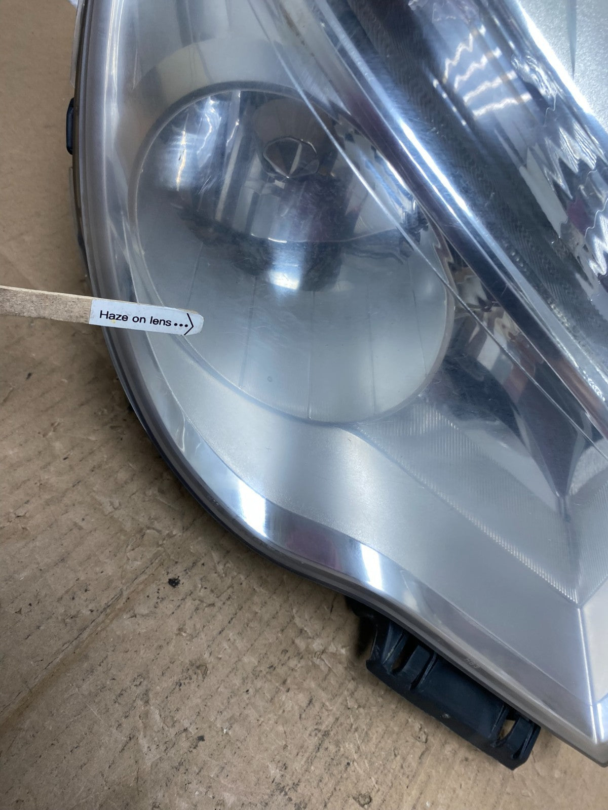 2010 - 2015 Chevrolet Equinox Halogen Headlight Right Passenger Side AB8254 DW4