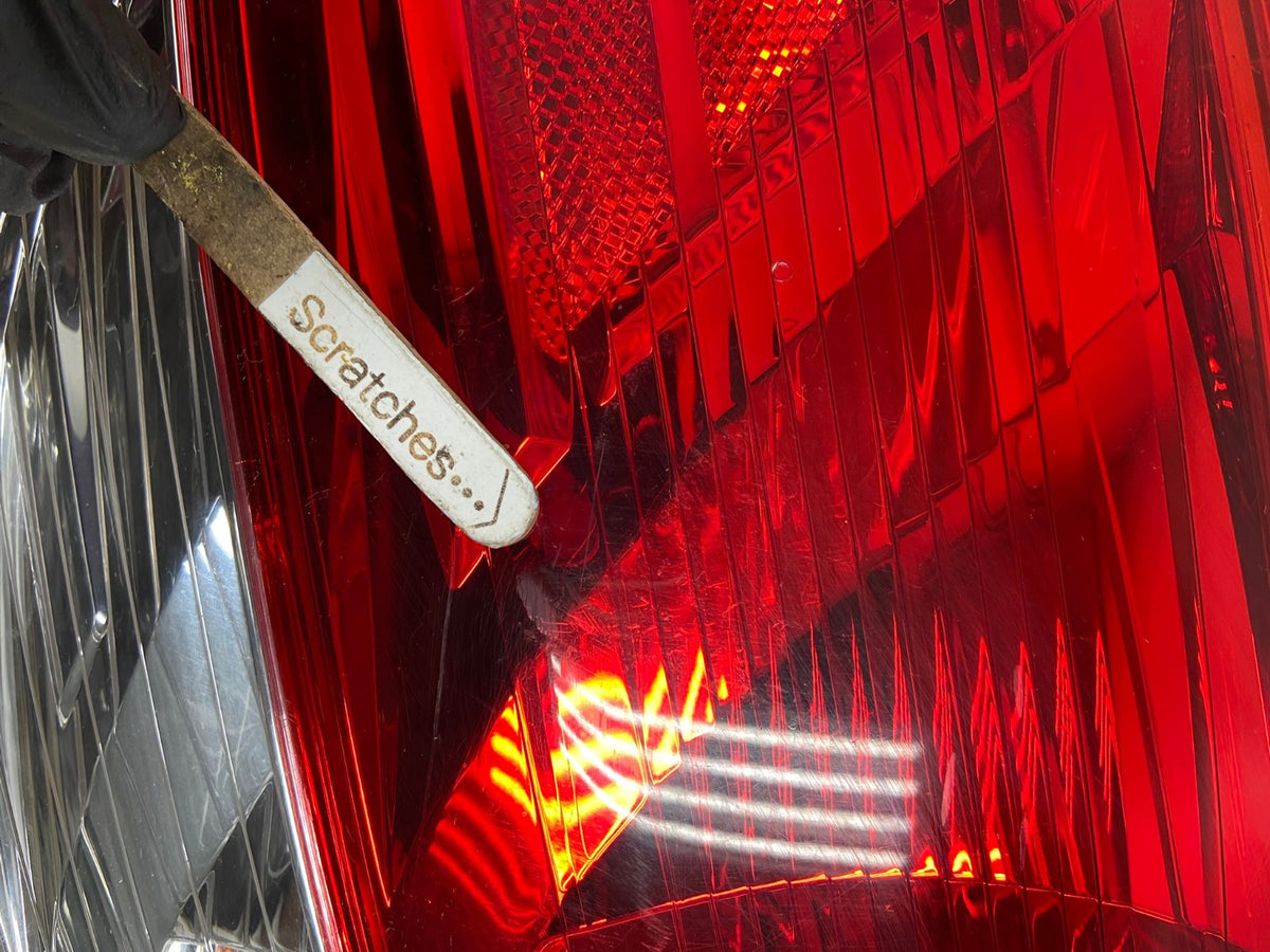 2013 to 2016 Nissan Pathfinder Left Driver Lh Side Tail light AG9142 LK3