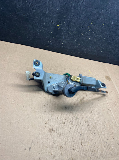 2000 to 2004 Subaru Outback Rear Windshield Washer Wiper Motor R6497 DG1