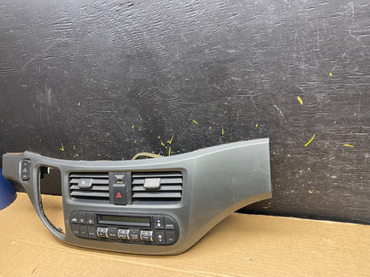2005 to 2010 Honda Odyssey  Radio Climate Control Dash Trim Bezel W6453 DG2