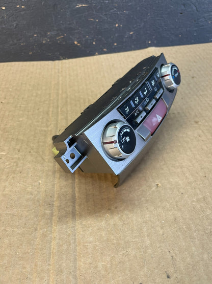 2010 - 2014 Subaru Outback Legacy A/C Heater Climate Control Unit AF3653 DW1
