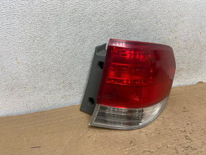 2008 2009 2010 Honda Odyssey Right Passenger Side Tail Light AH9203 LK1