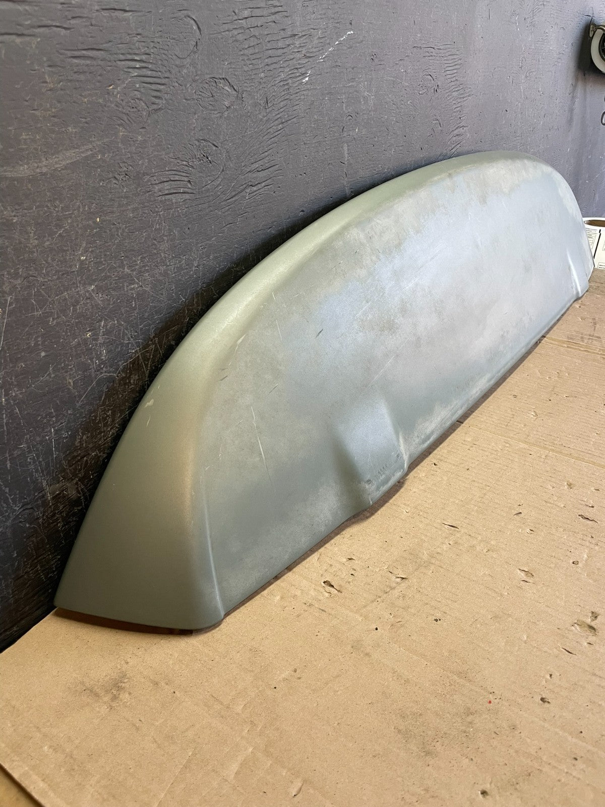 2011 to 2017 Infiniti QX56 Rear Tailgate Liftgate Spoiler Wing W Light AD8551 DG2