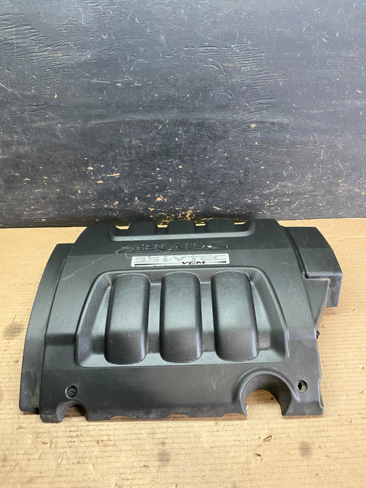 2005 to 2007 Honda Odyssey Black Engine Cover s3691 DG0
