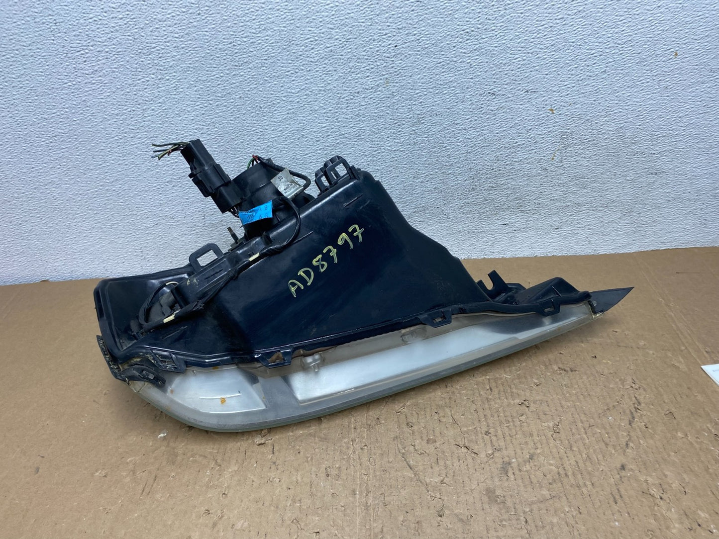 2000 to 2005 Mercury Sable Left Driver LH Side Halogen Headlight AD8797 DW7