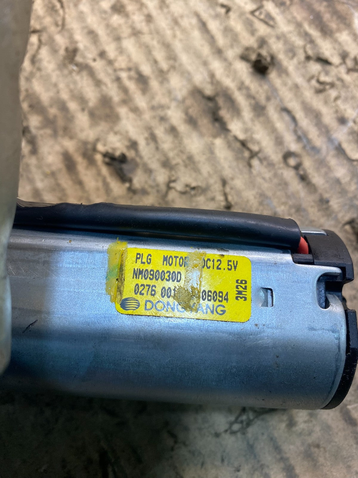 2009 to 2014 Ford Expedition Navigator Rear Windshield Wiper Motor z5032 DG5