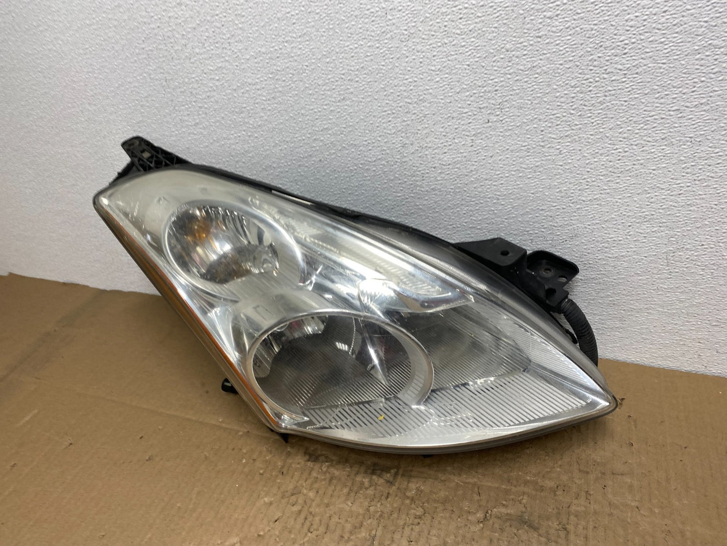 Sedan 2010 2011 2012 Nissan Altima Headlight Right Passenger Rh OEM AB8474 DW1