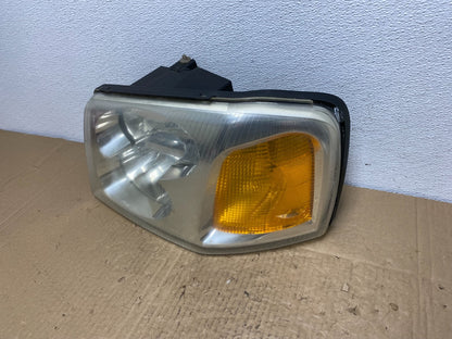 2002 to 2009 Gmc Envoy Left Driver Lh Side Headlight Halogen Oem AC3880 DW1