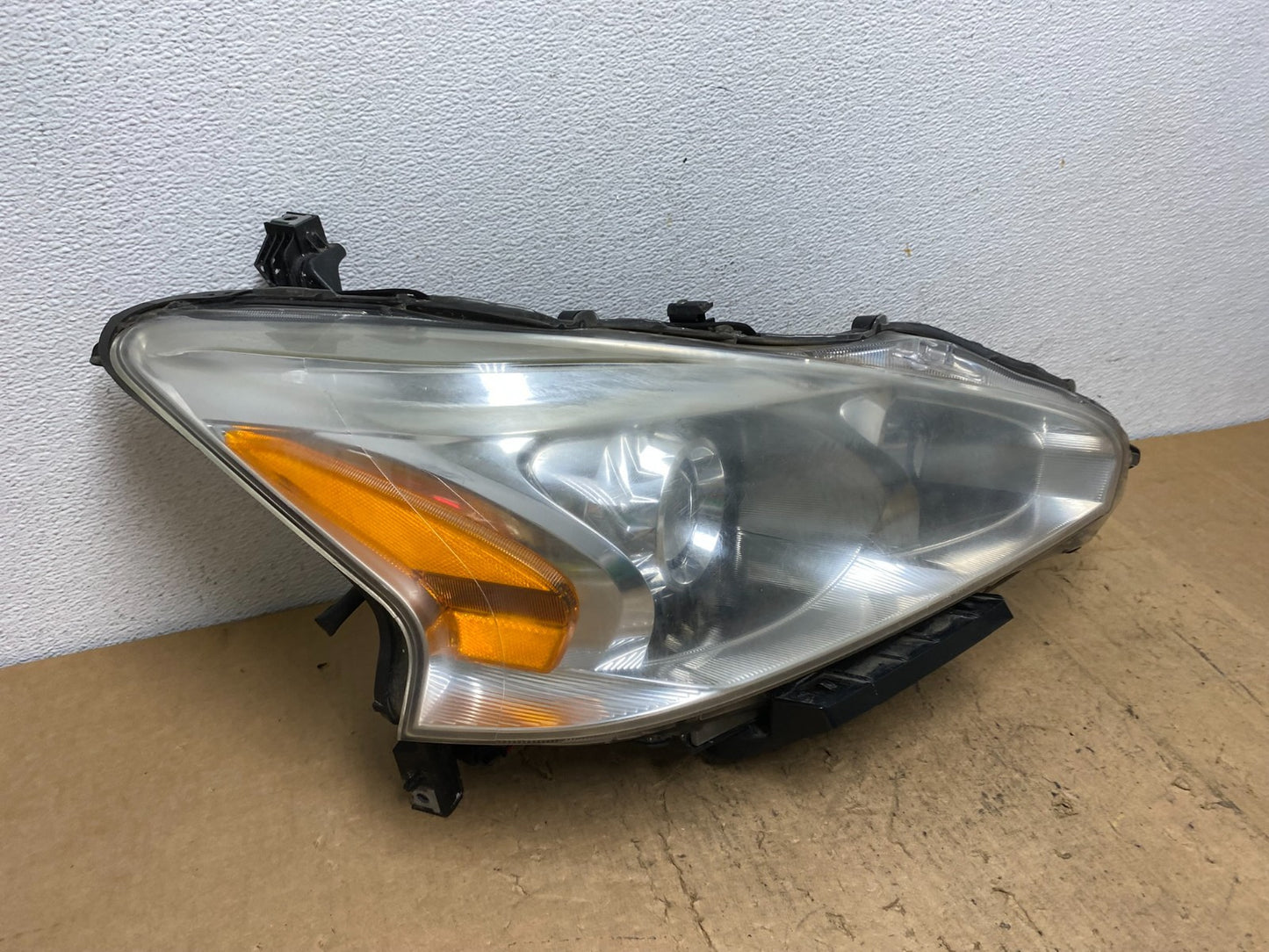 2013 2014 2015 Nissan Altima Right Passenger RH Halogen Headlight AD0699 DW2