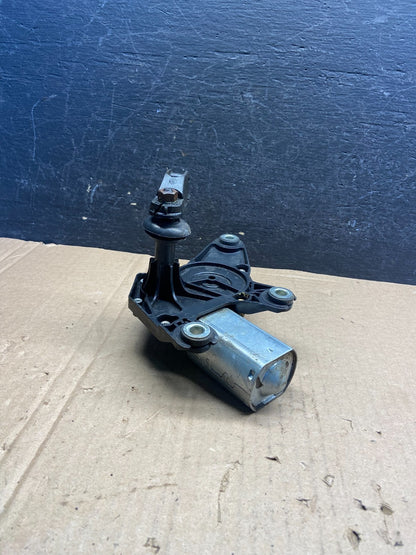 2004 to 2010 Chrysler PT Cruiser Rear Hatch Wiper Motor AE23292