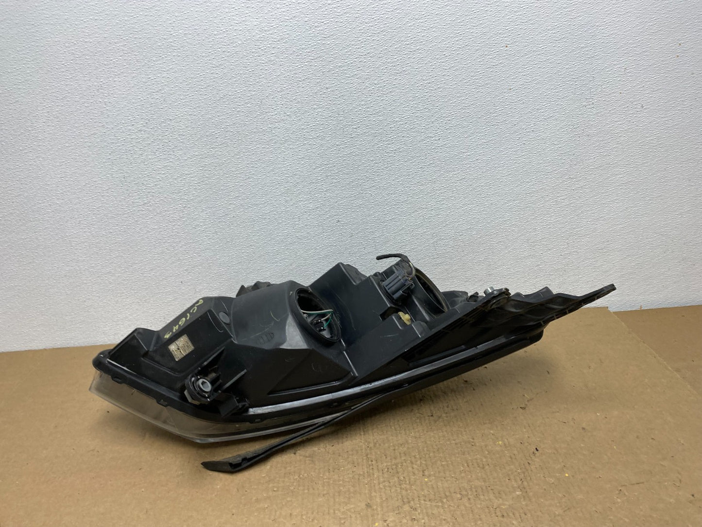 2013-2017 Chevrolet Traverse Left Driver LH Side Headlight Halogen OEM AC1643 DW5