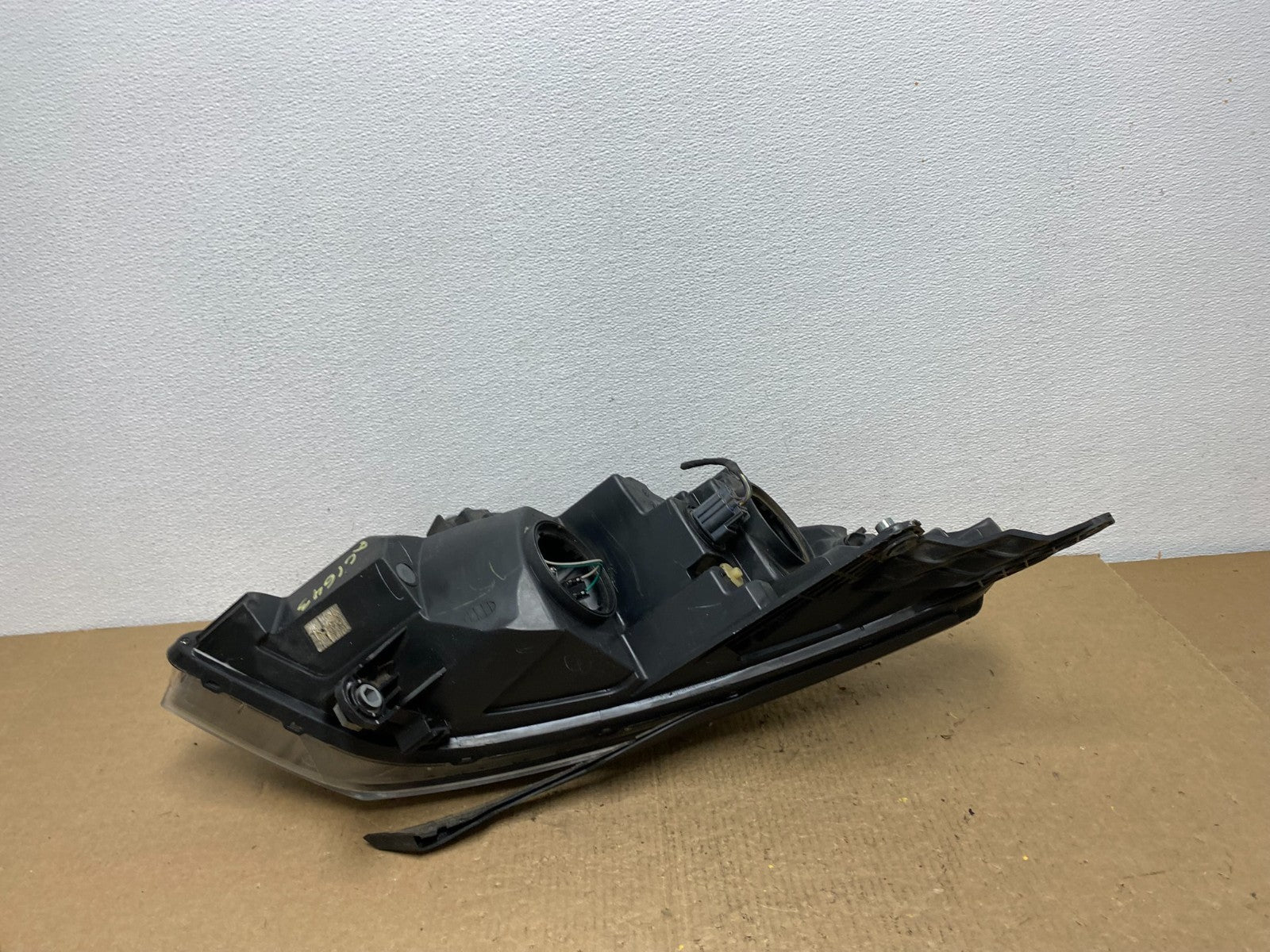2013-2017 Chevrolet Traverse Left Driver LH Side Headlight Halogen OEM AC1643 DW5