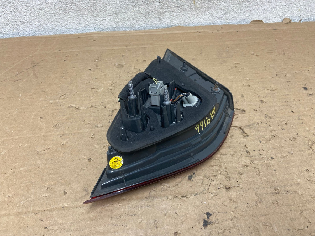 2015 to 2017 Chrysler 200 Sedan Left Driver Side Inner Tail Light AH9166 LK4