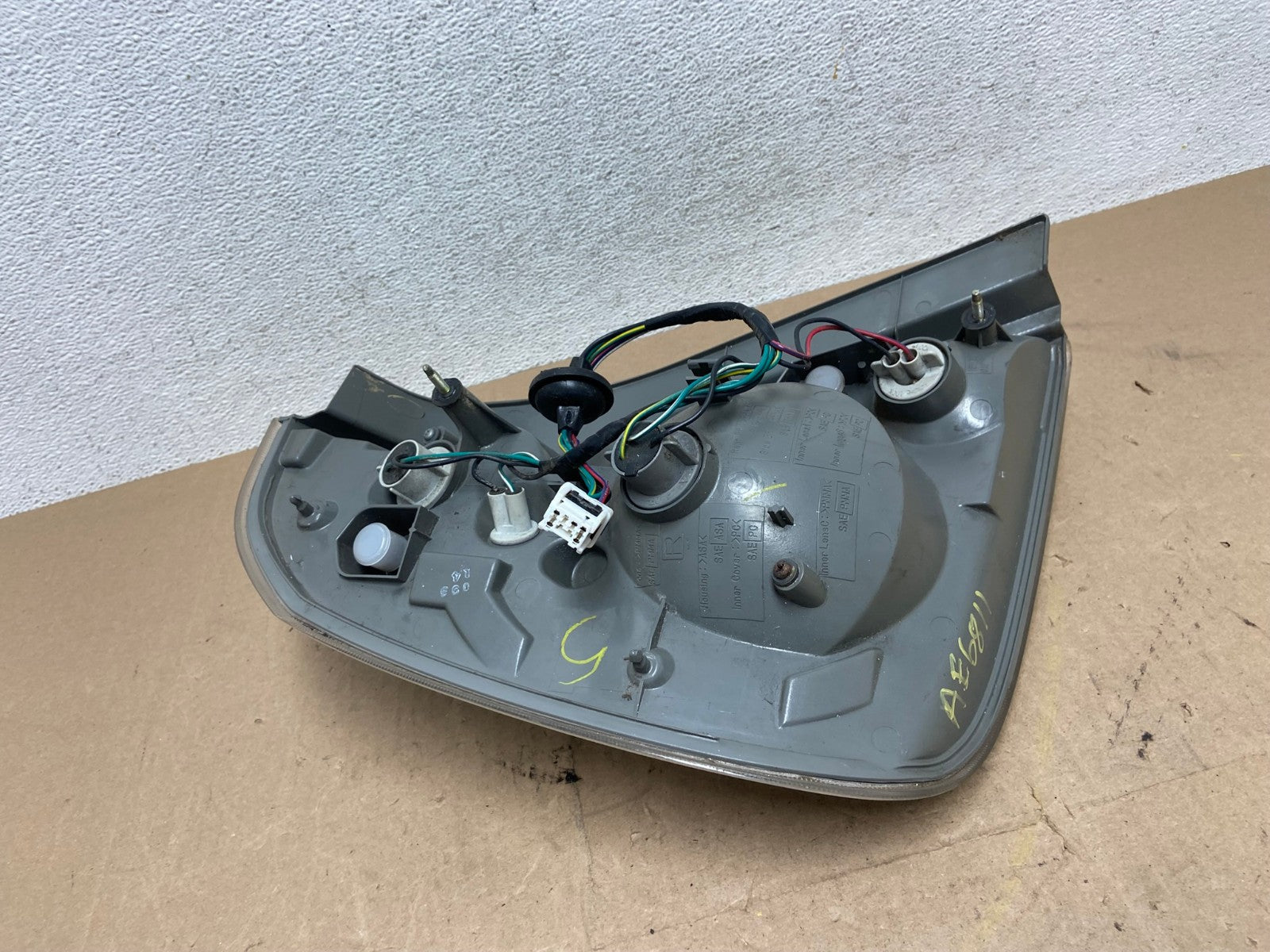 2005 to 2006 Nissan Altima Tail Light Right Passenger RH Side AE6811 LK5