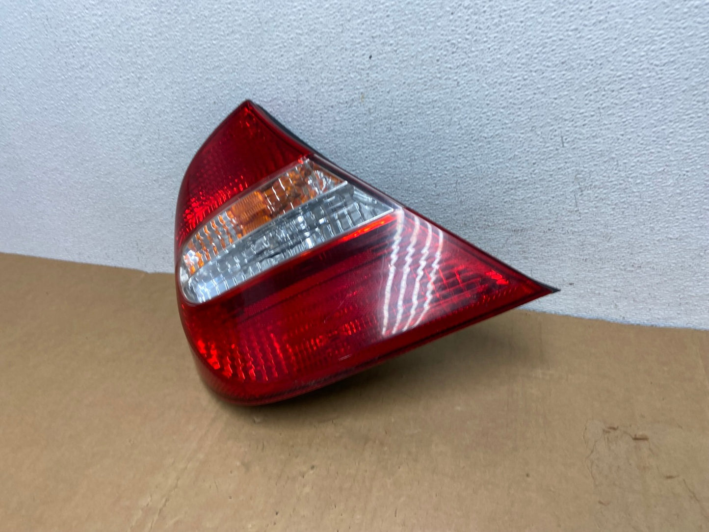 2002 2003 2004 Toyota Camry Left Driver LH Side Tail Light AC8413 LK1
