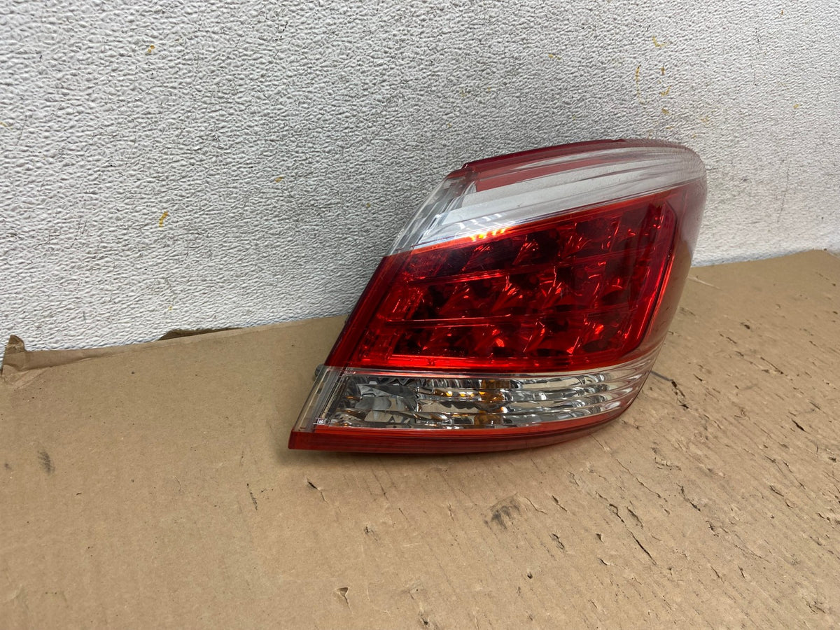 2011 - 2014 Nissan Murano Right Passenger Side RH Tail Light AH2900 LK1