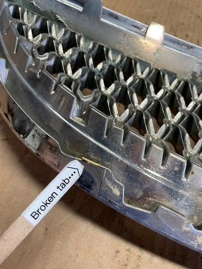 2007 to 2011 Hyundai Veracruz Chrome Grille Grill OEM aa2413 DG9