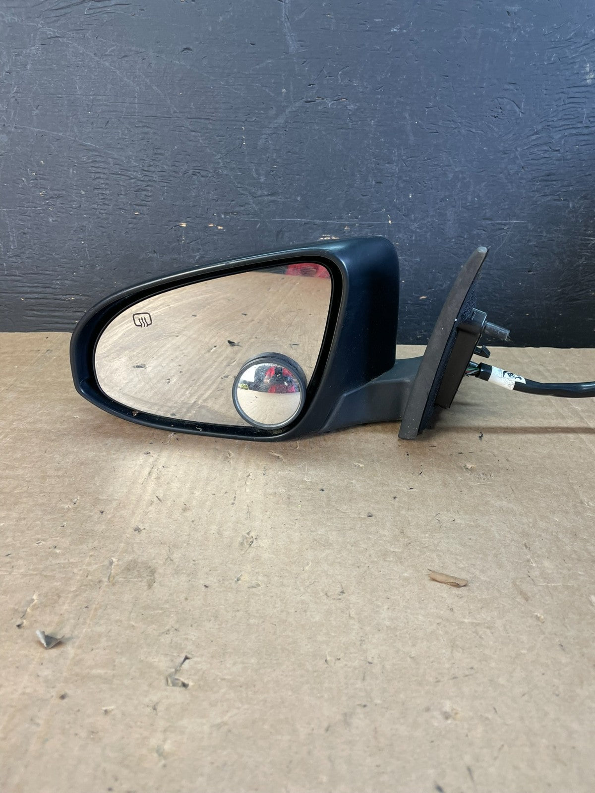 2013 - 2018 Toyota Avalon Left Driver LH View Door Turn Sgn Mirror AE8559 DW8