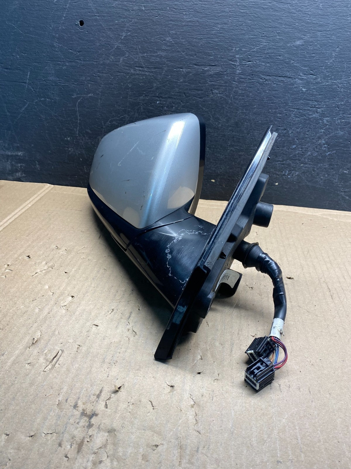 2010 to 2016 Cadillac SRX Right Passenger Rh Side Door Mirror AE7958 DG2