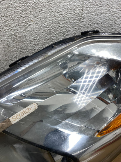2004 - 2005 Toyota Prius Left Driver Lh Halogen Headlight V3002 DW4