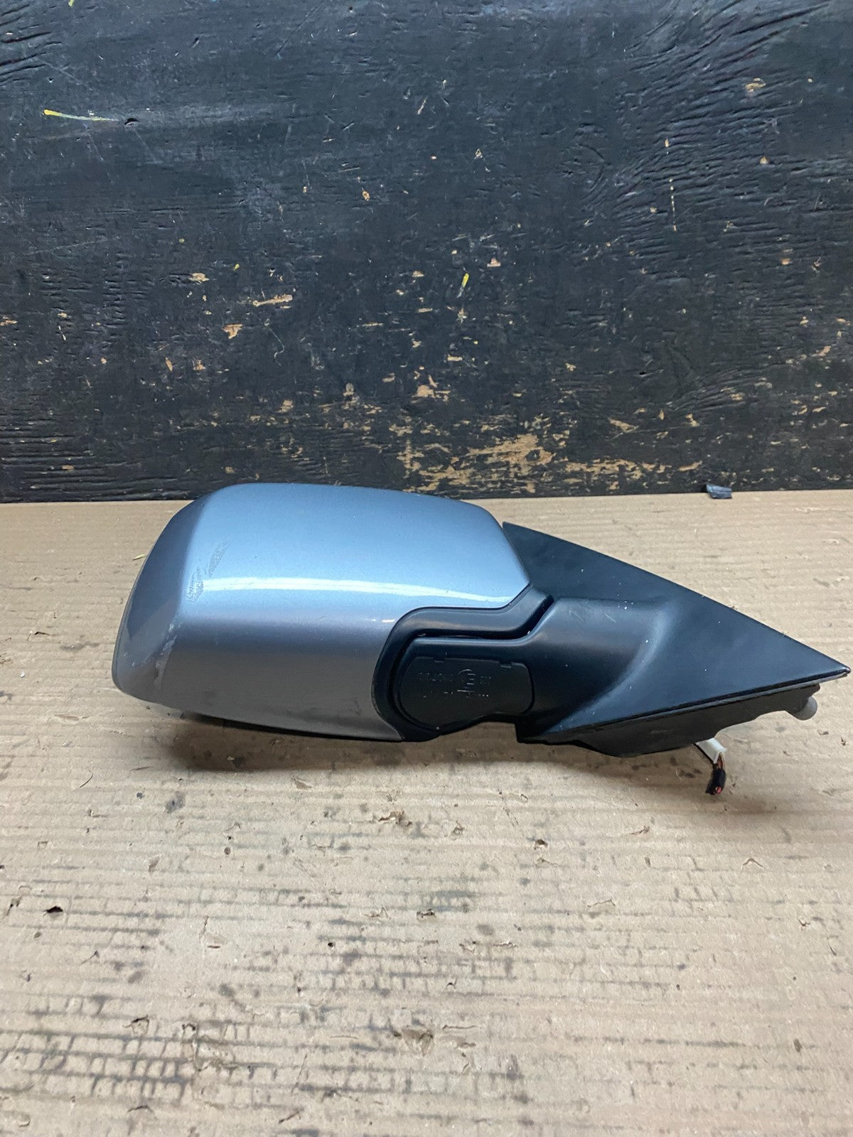 2004 to 2009 BMW X3 Right Passenger Door View Mirror V2606 DG3