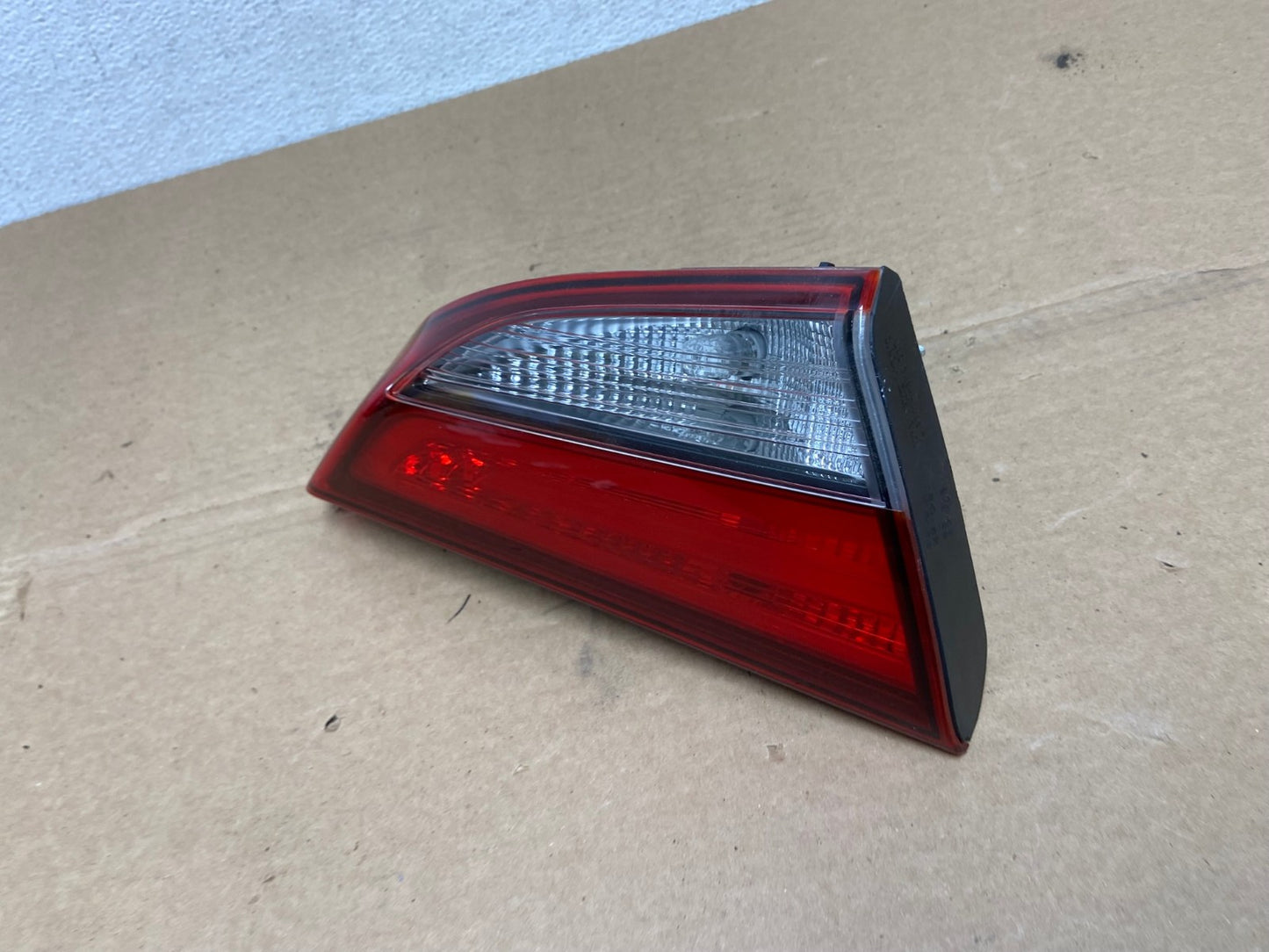 2014 2015 2016 Hyundai Elantra Sedan Left Driver LED Inner Tail Light AD3803 LK1