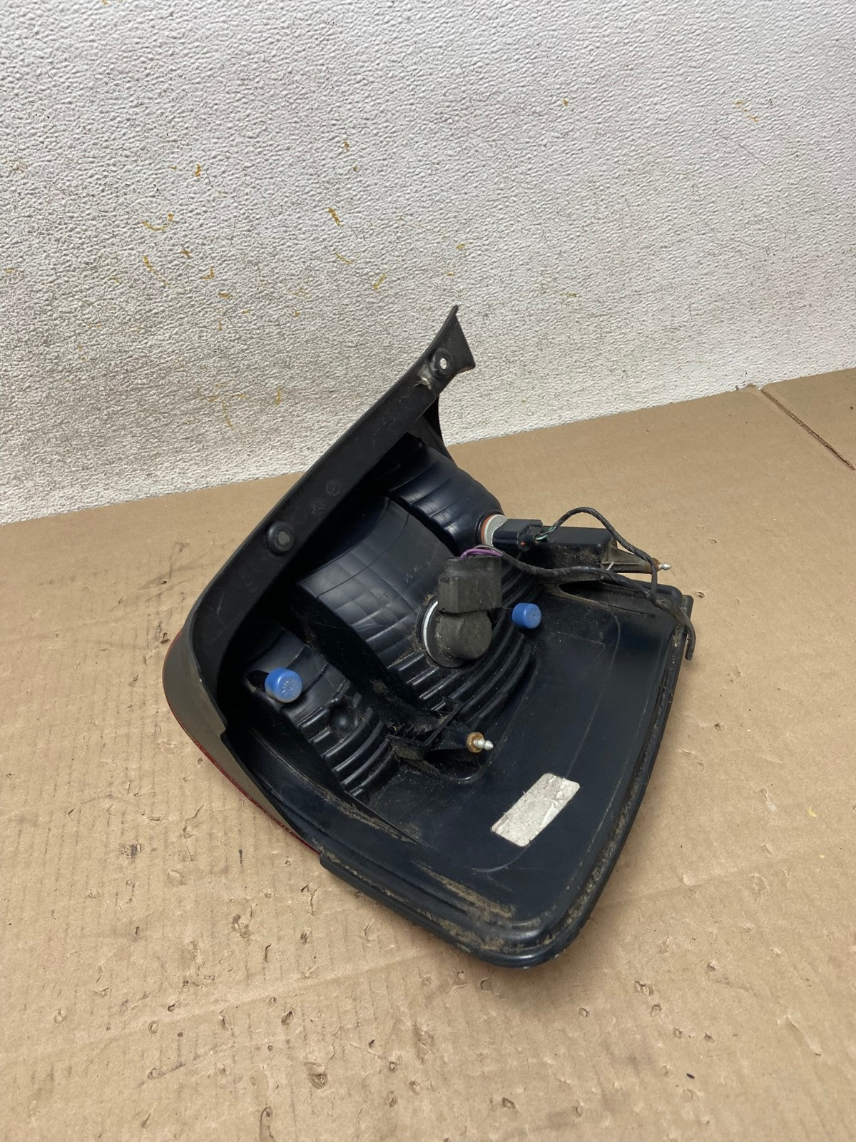 2008 to 2012 Ford Escape Right Passenger RH Side Tail Light AI2253 LK6