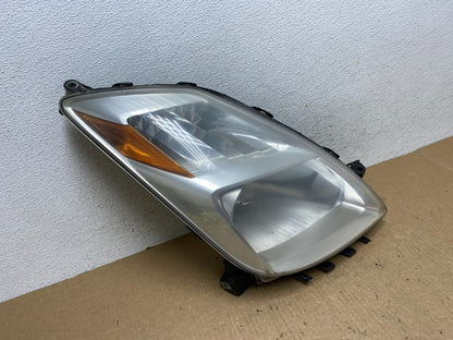 2004-2005 Toyota Prius Right Passenger RH Halogen Headlight AF9784 DW2