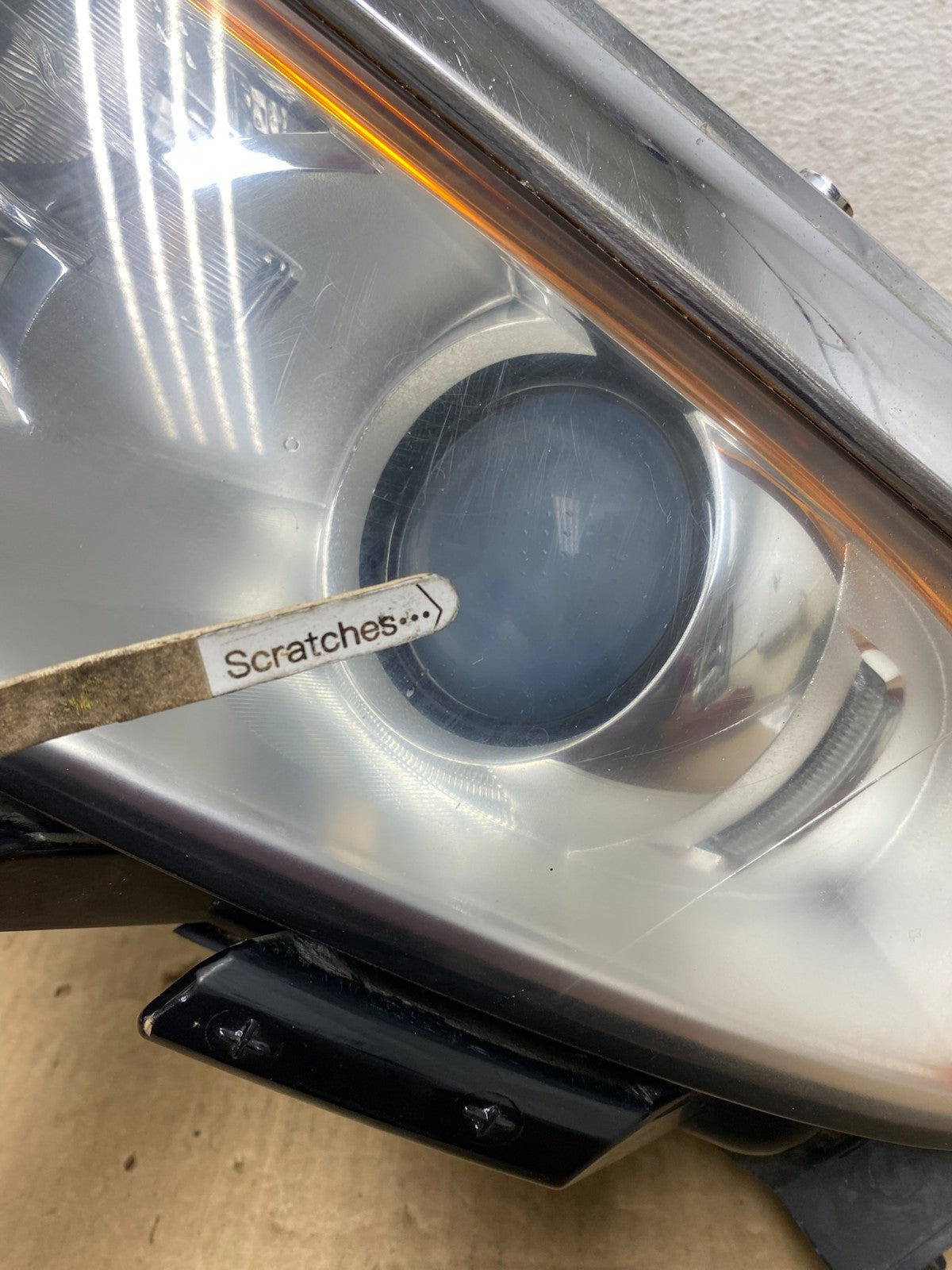 2011 to 2014 Ford Edge Front Left Driver Side Headlight Halogen AF7378 DW3