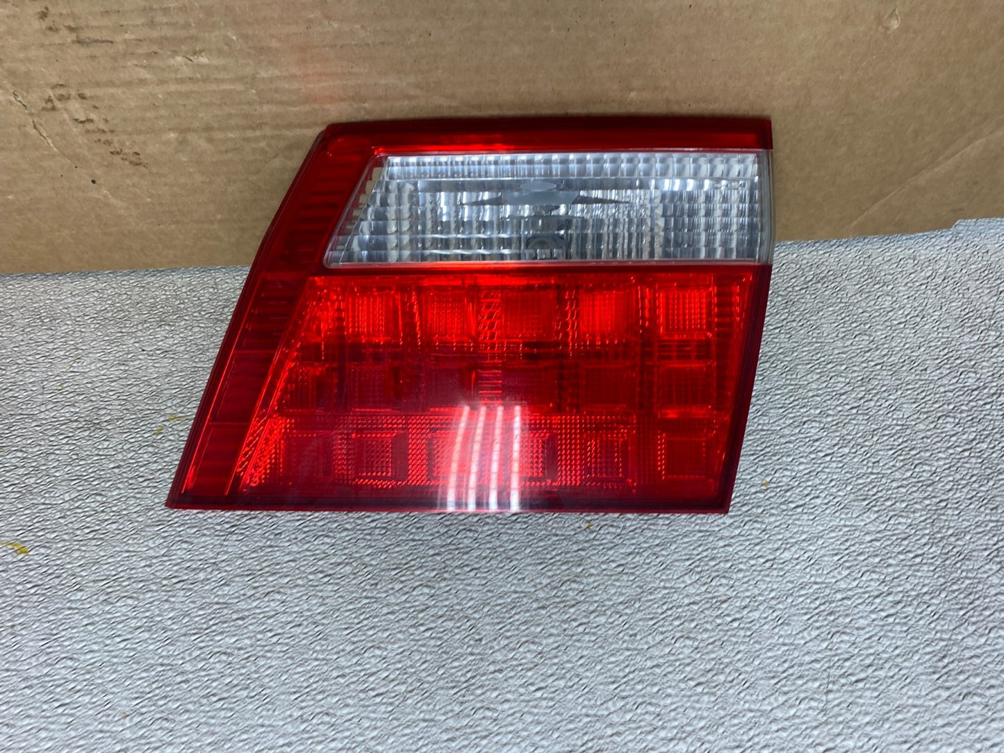 2005 2006 2007 Honda Odyssey Inner Right Passenger RH Tail Light Z1406 DW0