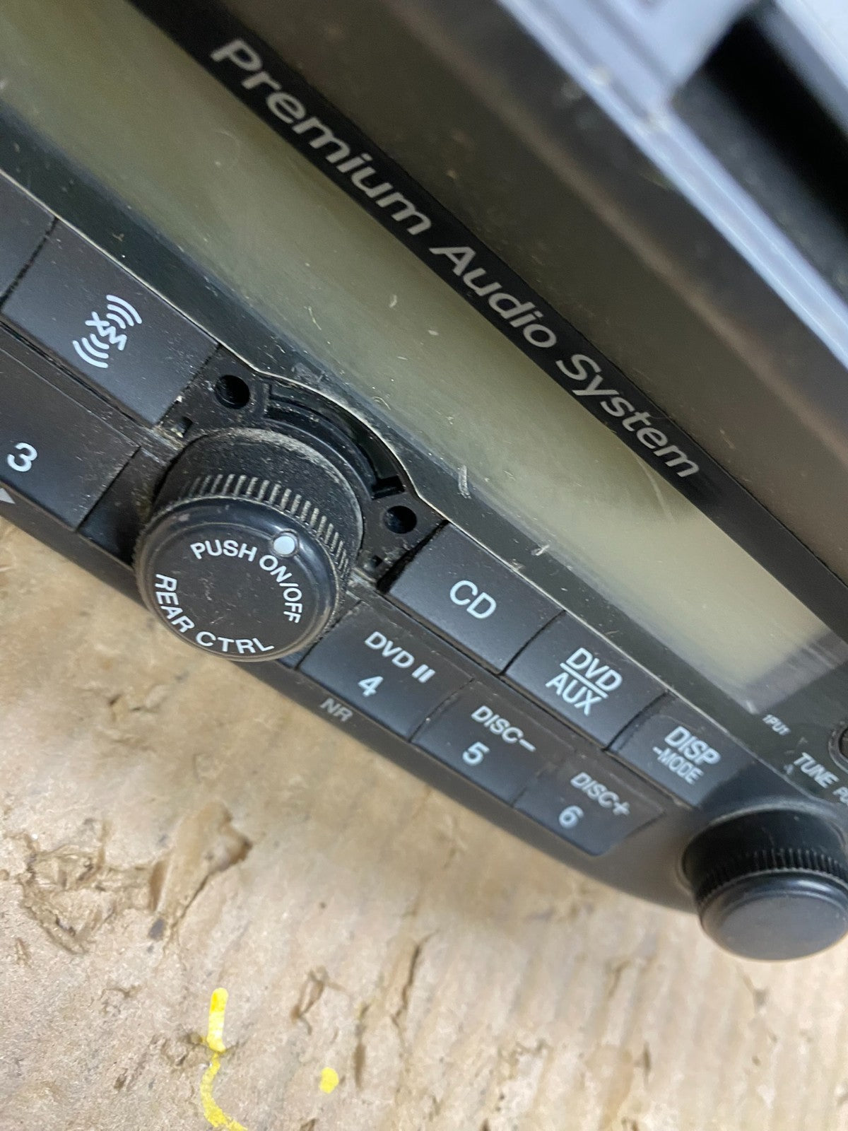 2005 to 2010 Honda Odyssey Am Fm Cd Player Radio Receiver V1609 DG1
