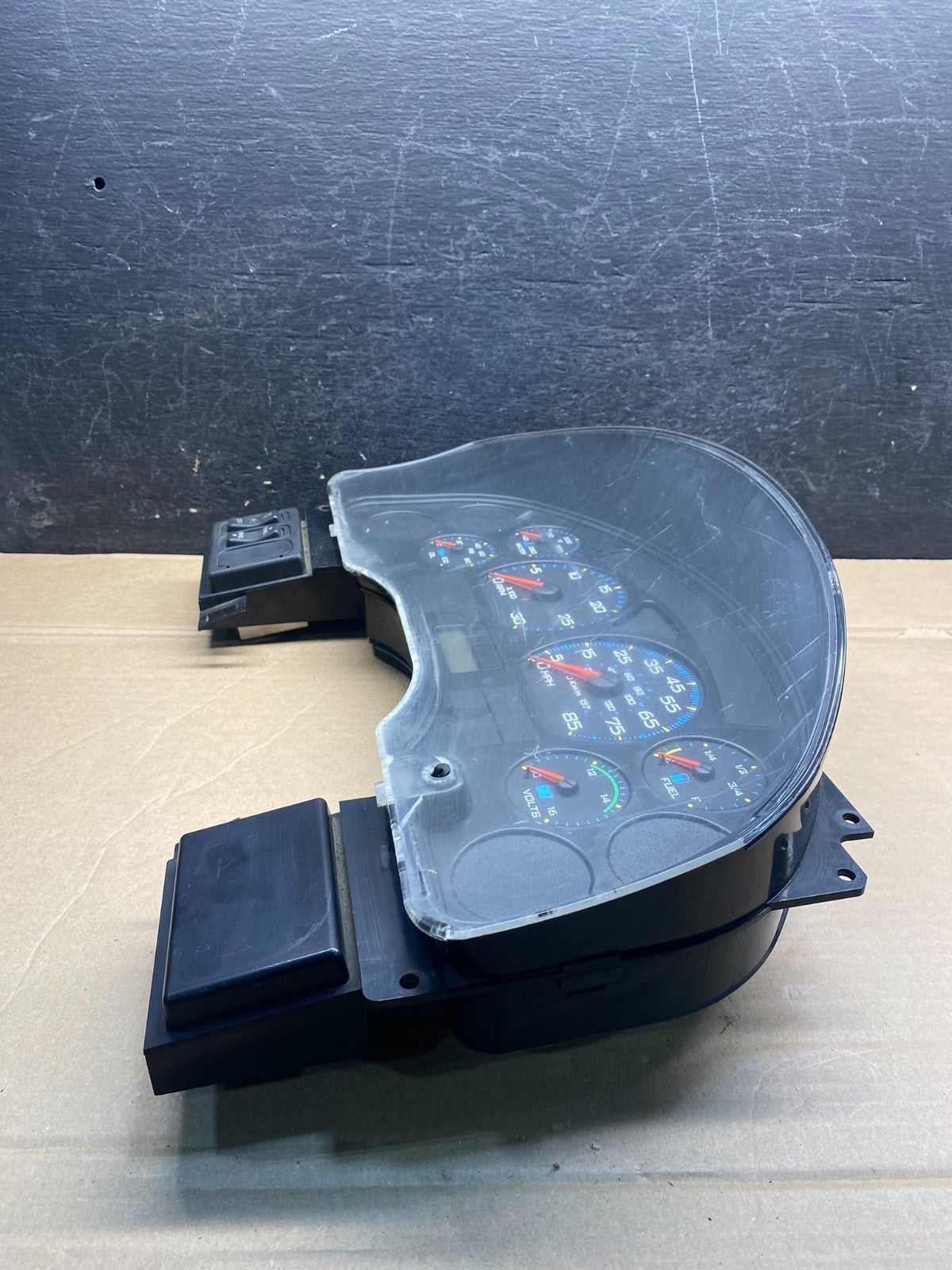 INTERNATIONAL Pollak Dash Panel Instrument Cluster 32208 A001162414587 AH9831 PS2