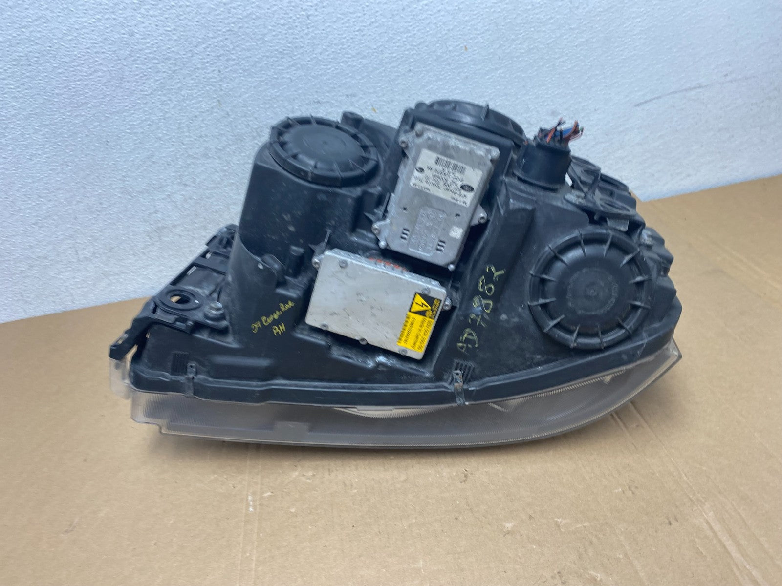 2006-2009 Land Rover Range Rover Right Passenger Xenon Headlight AD7882 DW7