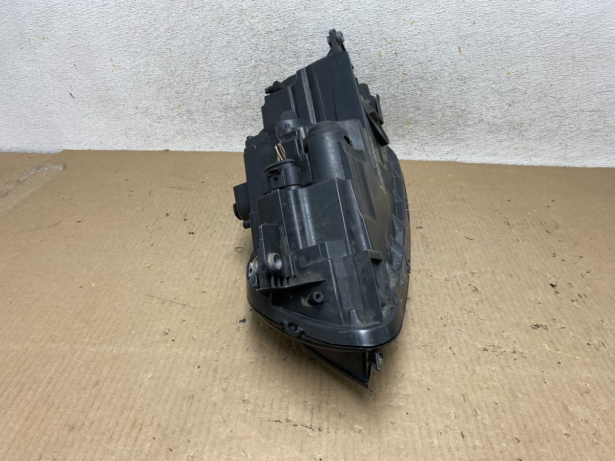 2012-2015 Volkswagen Passat Right Passenger RH Halogen Headlight AH6004 DW7