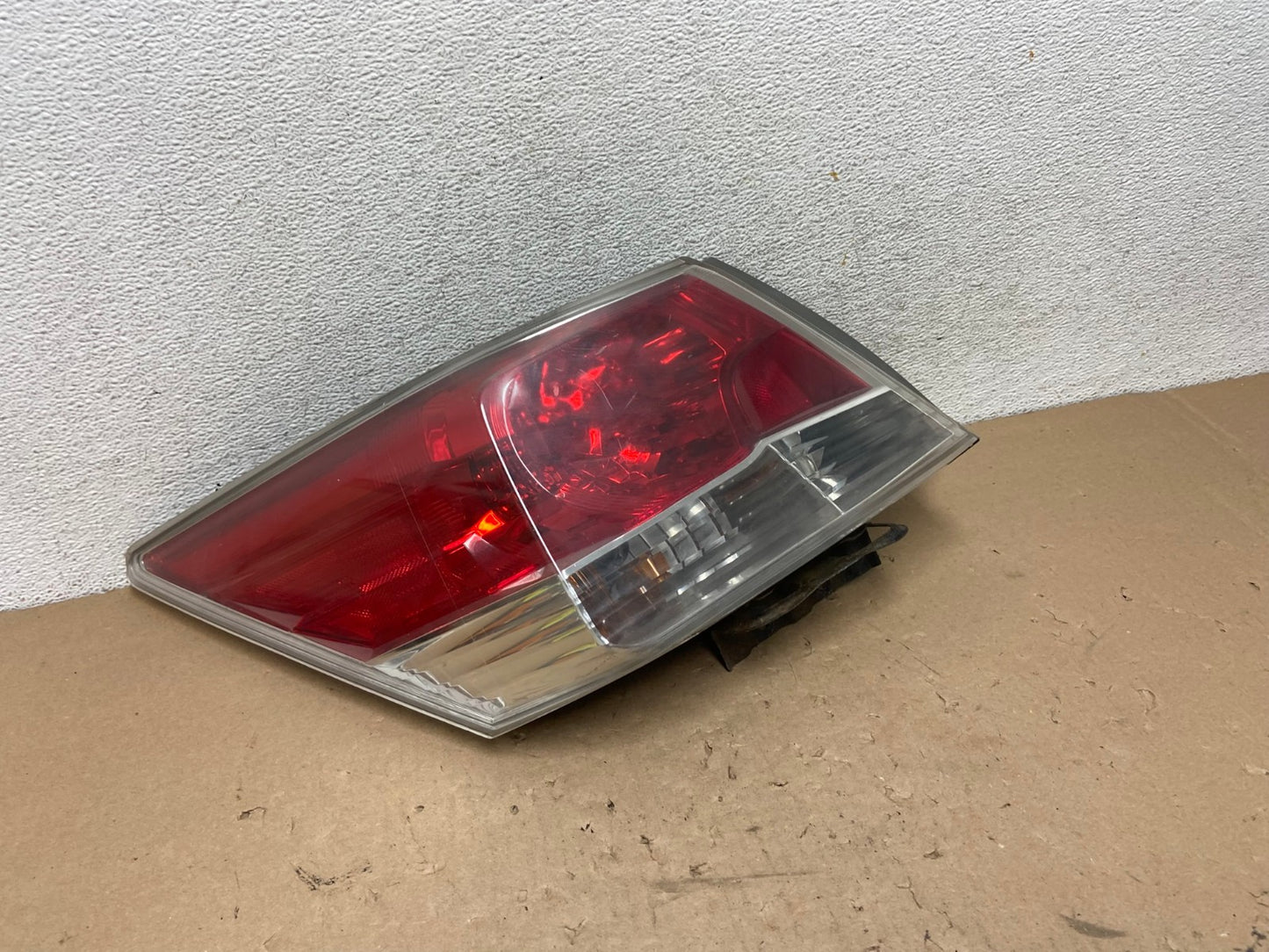 2008 to 2012 Honda Accord Sedan Tail light Left Driver LH Side AG4206 LK0