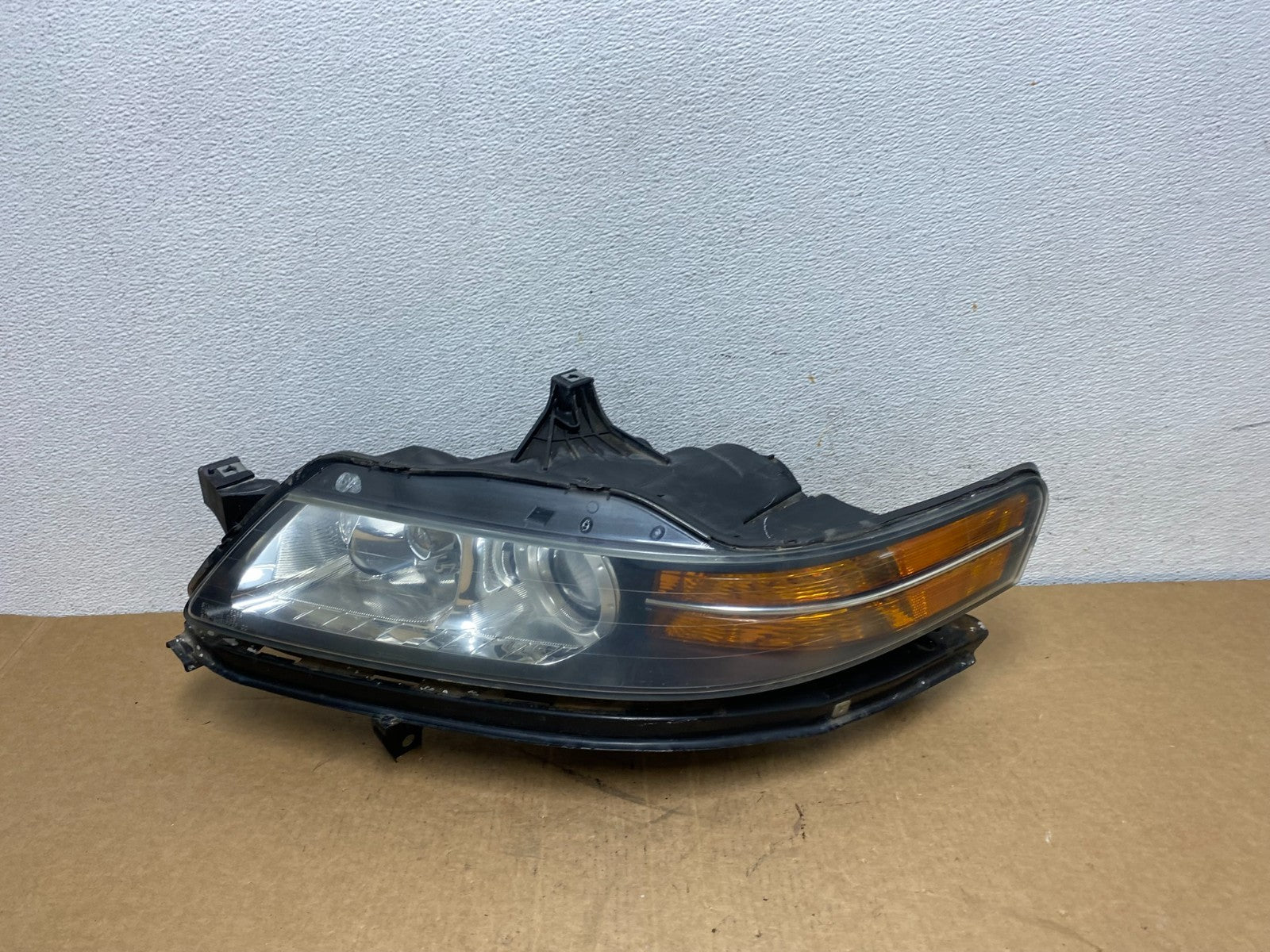 2004 2005 2006 Acura TL Headlight Left Driver LH Side Xenon HID AD6071 DW0