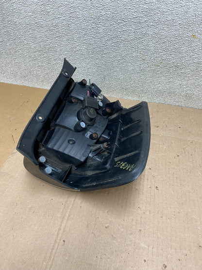 2008 - 2011 Mercury Mariner Right Passenger Side Tail Light AA0325 DW6
