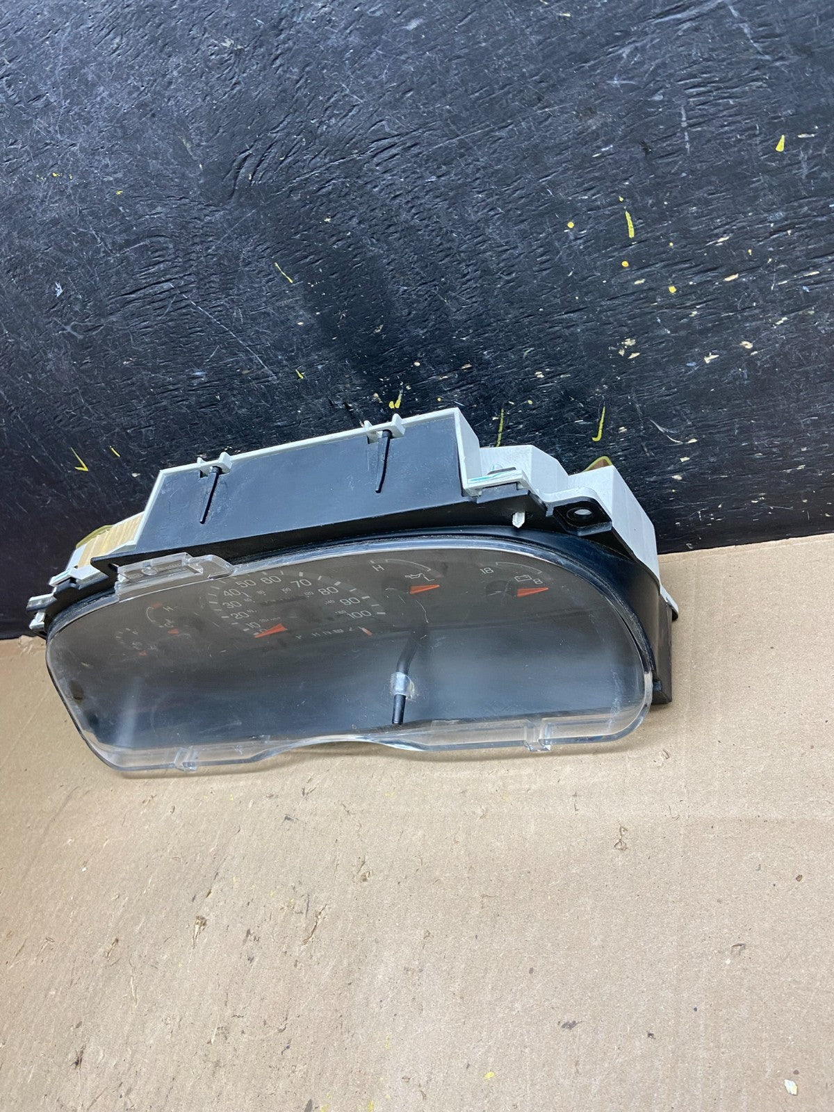 1997 to 2003 Ford E150 E250 E350 VAN Gauge Speedometer Cluster U4690 DG2