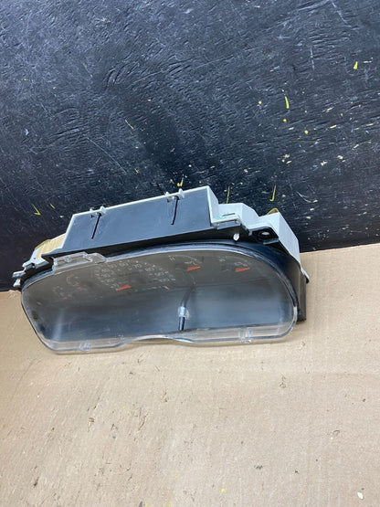 1997 to 2003 Ford E150 E250 E350 VAN Gauge Speedometer Cluster U4690 DG2