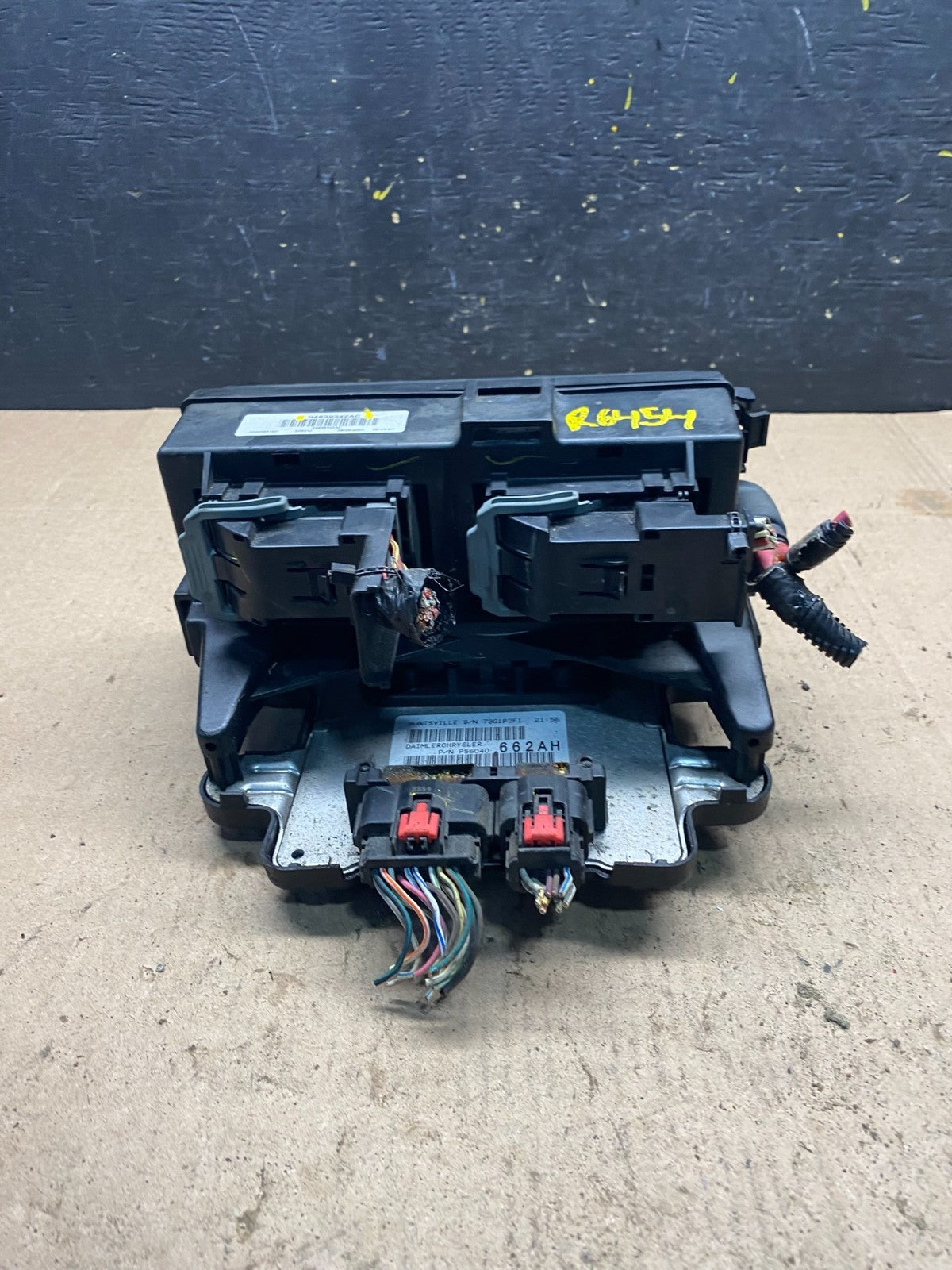 2005 Jeep Grand Cherokee Commander BCM Body Control Module R6454 DG4