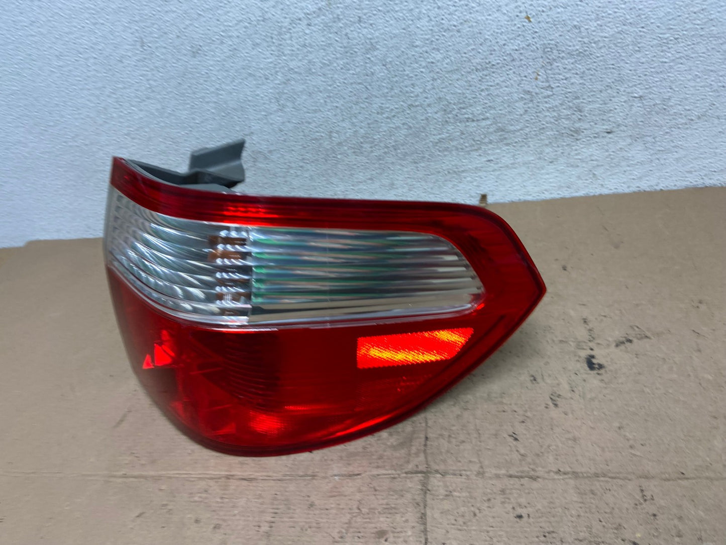 2005 2006 2007 Honda Odyssey Right Passenger RH Side Tail Light AF5717 LK1