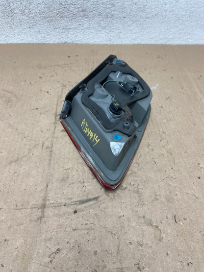 2013 to 2018 Ford Taurus Right Passenger Rh Side Tail Light Inner AG4914 LK4