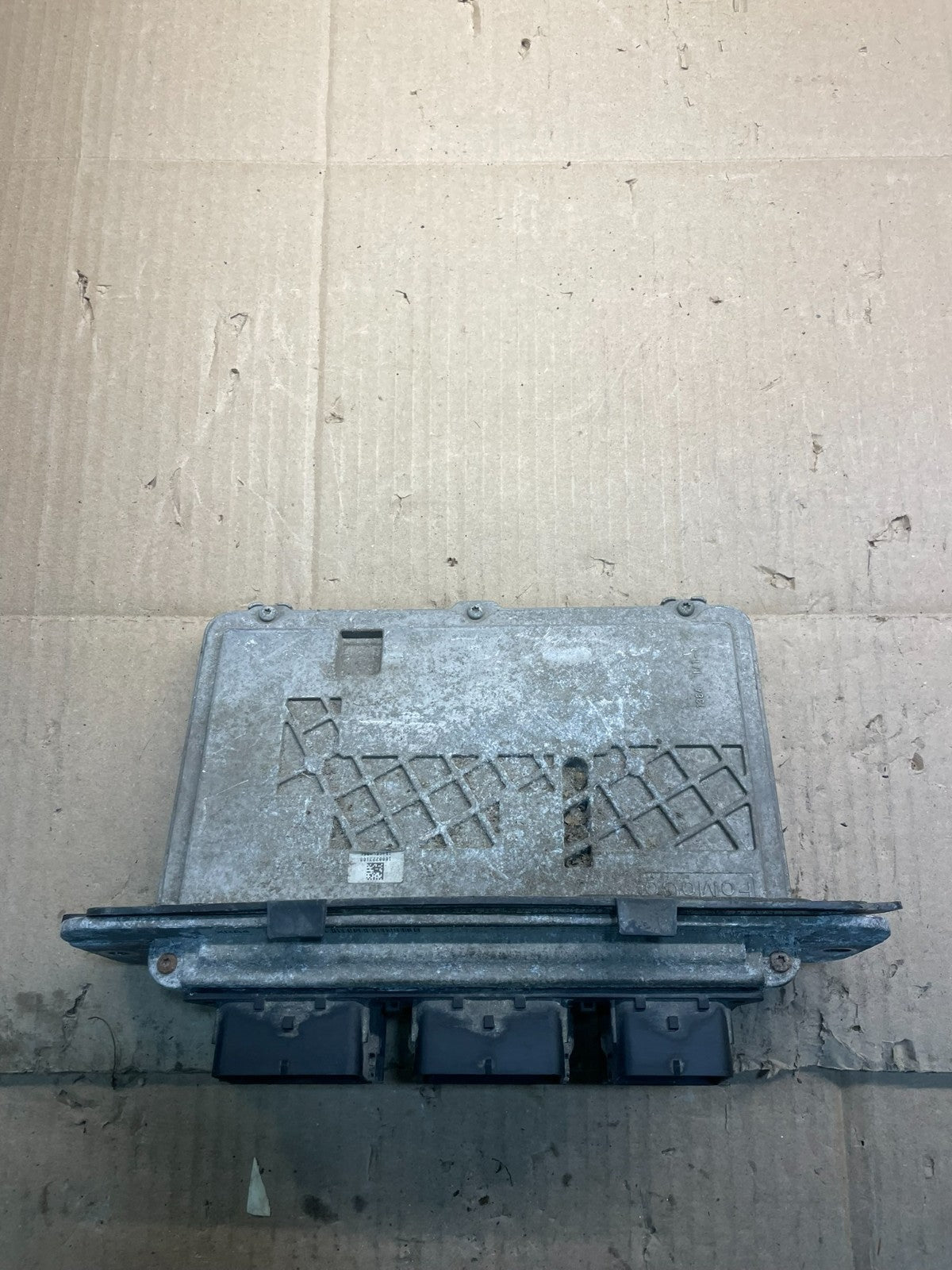 2007 to 2014 Lincoln Navigator  Computer Engine Control ECU ECM Module X8444 DG2