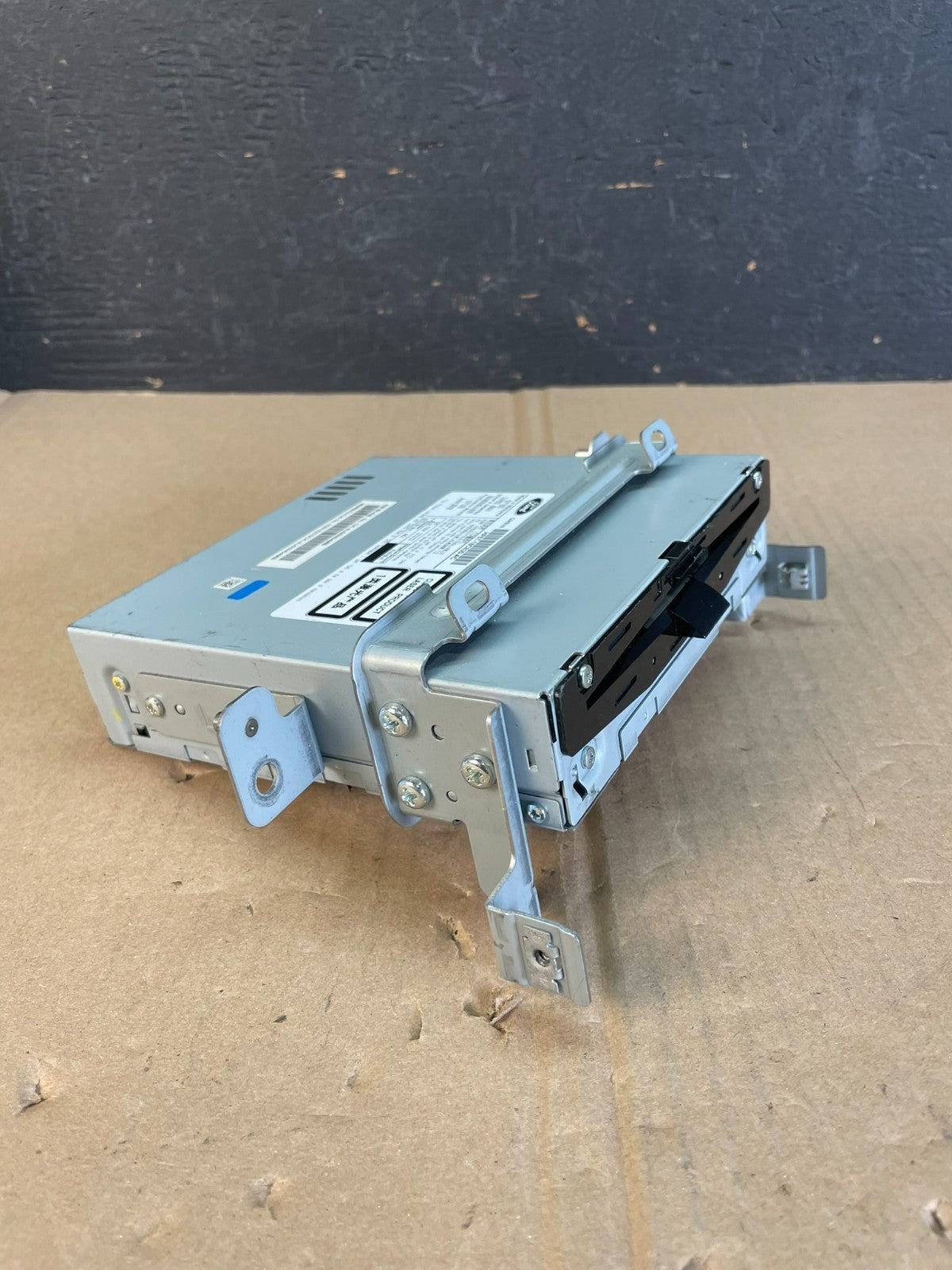 2017 to 2020 Lincoln MKZ Factory Radio Cd Mechanism Player AD5943 DG1