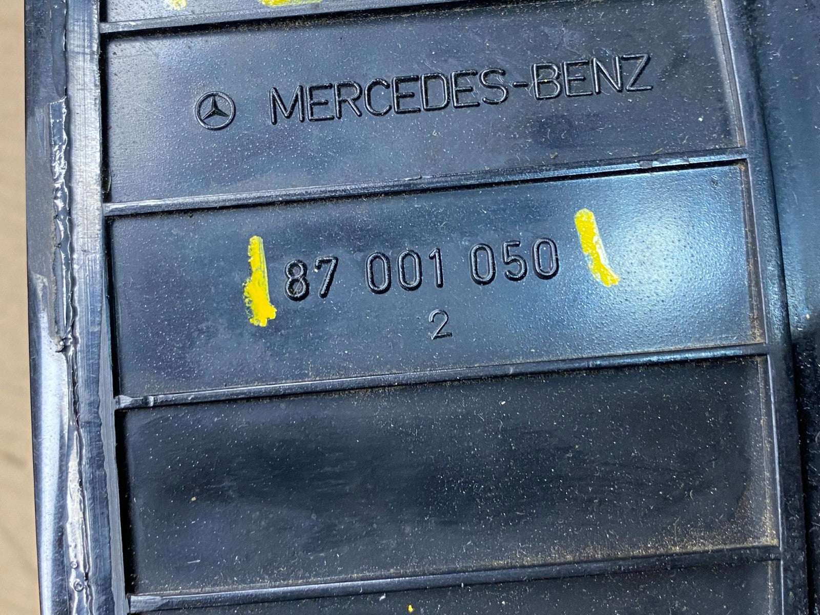 1977 - 1980 Mercedes W140 S320 Instrument Cluster Speedometer R3000 DG7