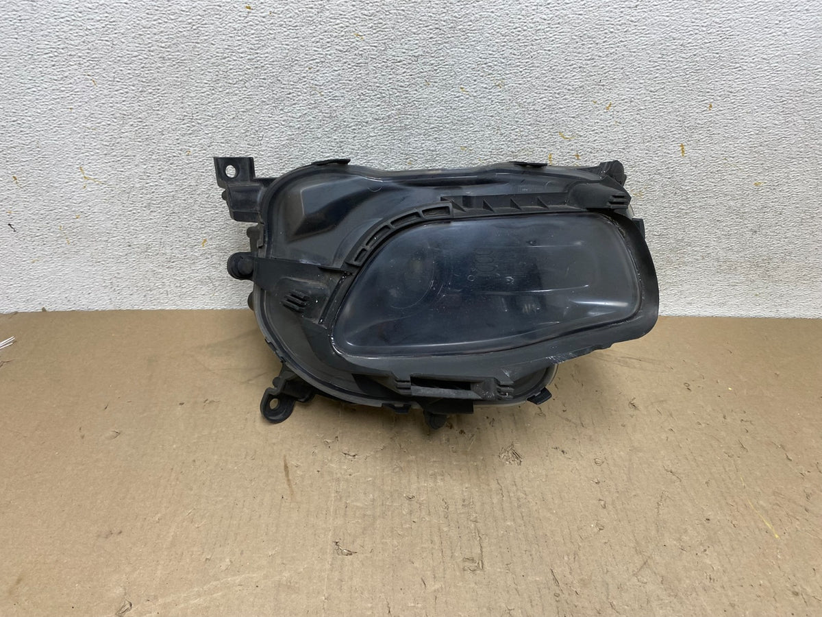 2014-2017 Jeep Cherokee Right Passenger RH Side Lower Headlight AH7637 DW0