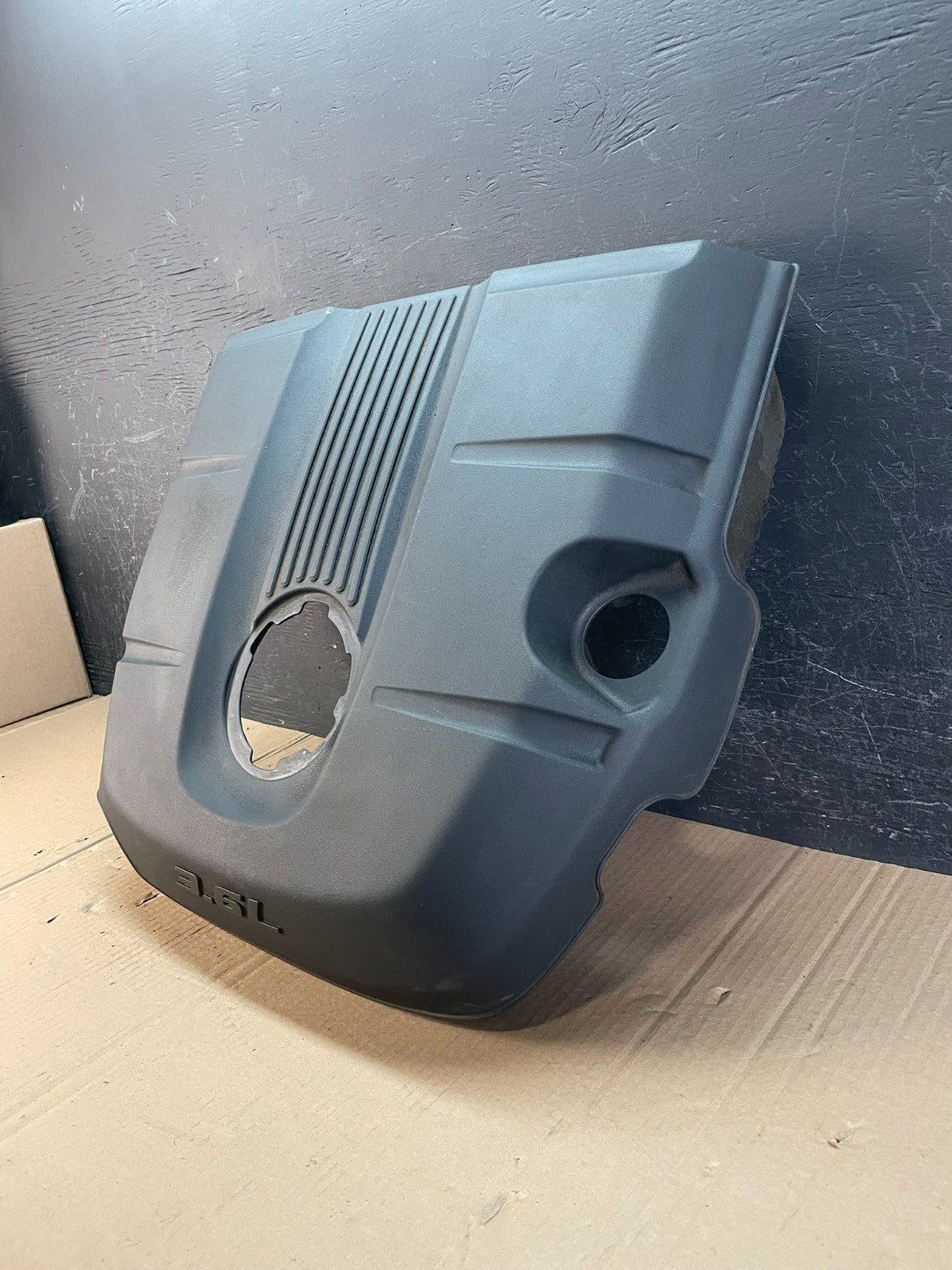 2011 - 2015 Jeep grand Cherokee 3.6L Engine Motor Cover AD8625 DG1