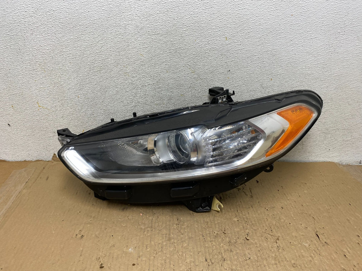 2013 to 2016 Ford Fusion Left Driver Lh Side Headlight AH2938 DW0